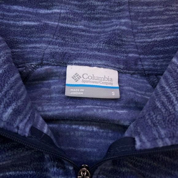 Columbia Fleece Sweater - Picture 2 of 2